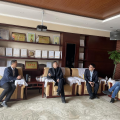 建為新聞丨新疆文化旅游投資集團(tuán)黨委書記、董事長(zhǎng)王宏江赴建為歷保考察交流